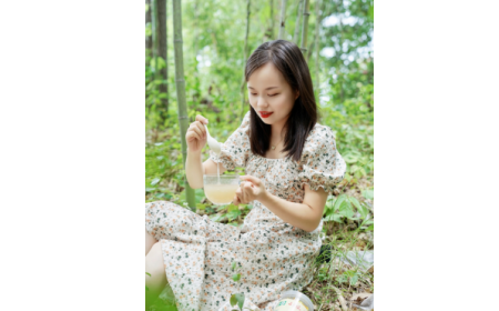 為何99%漂亮女性每天都在喝一杯有機(jī)野生葛根粉？